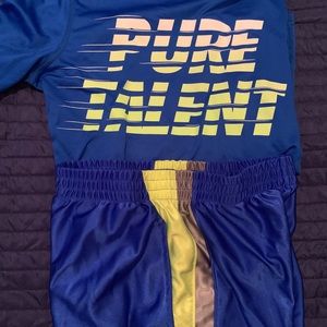 Boys Dry Fit outfit size 14/16. Short & Shirt.